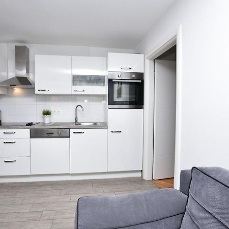 Apartment Ivan Примоштен Экстерьер фото