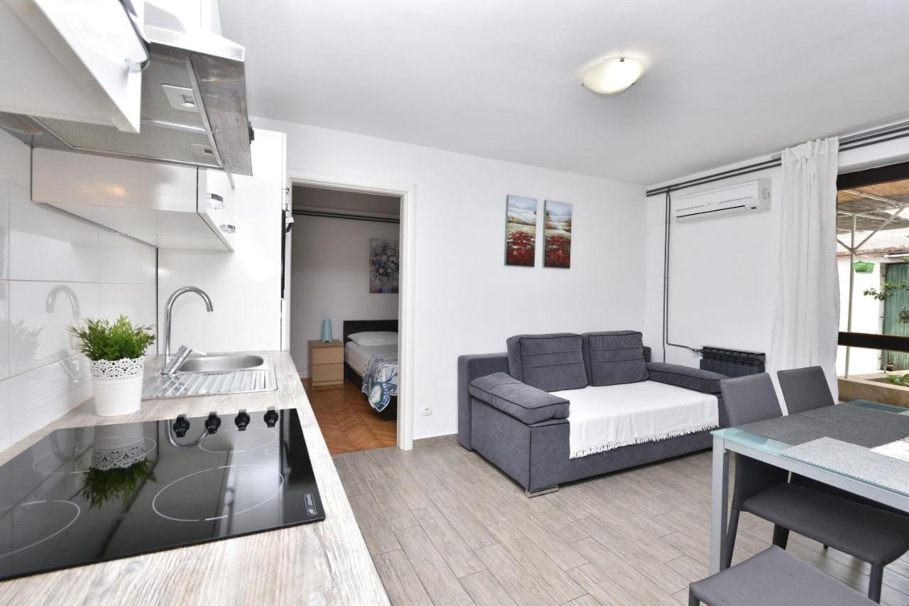 Apartment Ivan Примоштен Экстерьер фото
