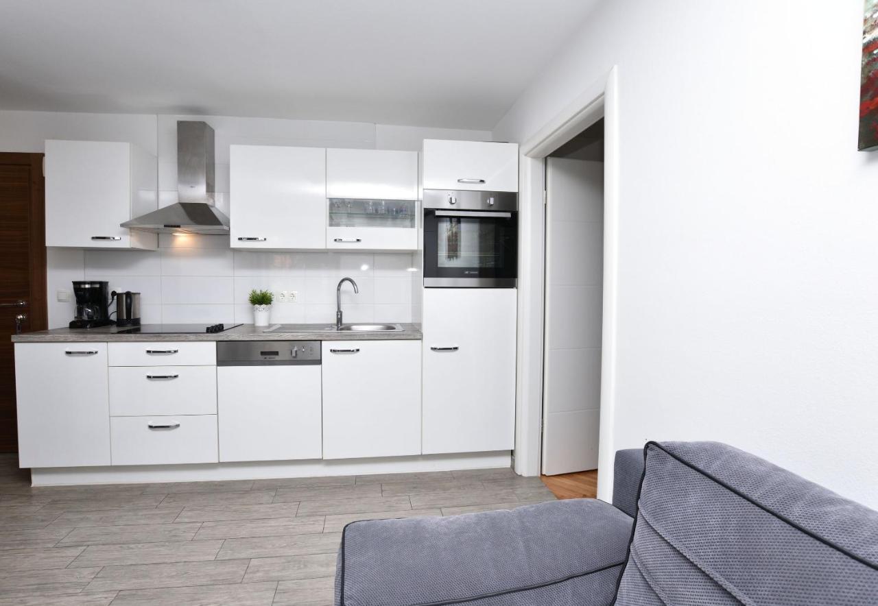 Apartment Ivan Примоштен Экстерьер фото