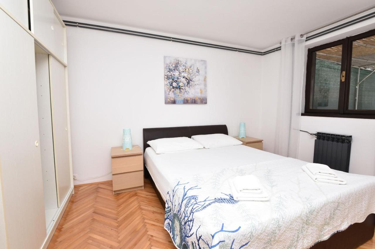 Apartment Ivan Примоштен Экстерьер фото
